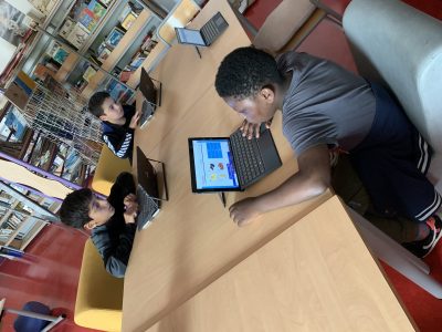 La team des « The Champions » les CM1B de l’école élémentaire Paul Eluard 2 de la ville d’Argenteuil dans le Val d’Oise.
Thank you si much, that was very fun moment.