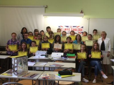 43190 Tence, Collège de la Lionchère : une élève en classe de 5ème était la 2ème départementale: nous sommes bien fiers!