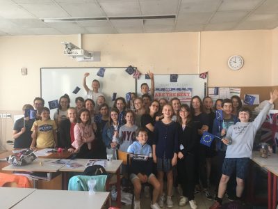 5eme option Langues et Cultures Européennes du collège Saint Michel de Nort-sur-Erdre en Loire-Atlantique. Une remise des prix où enseignants et parents ont été particulièrement fiers des résultats de la classe.