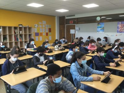 Paris 14 e, Collège La Bruyère Sainte Isabelle, classe de 5 e Top English
Ambiance studieuse ce matin !