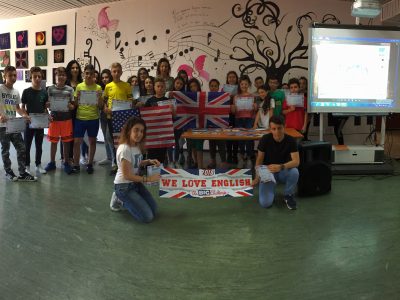 Primo Istituto Comprensivo - scuola Secondaria I grado "Albani Roccella"- Gela (Sicilia)

We love The Big Challenge and we love English!
