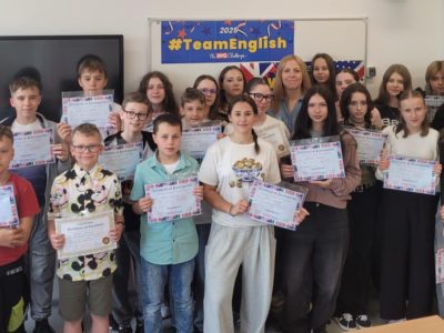 Team English / Szkoła Podstawowa im. Jana Brzechwy w Radostkowie. GRATULUJEMY!!!